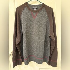 🍌 Men’s XL Banana Republic Gray & Brown Crewneck Sweater w/ Maroon Stitching 🍌